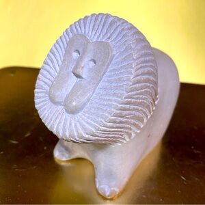 MID CENTURY 70’s MODERNIST LION SCULPTURE HAND CARVED BEIGE MARBLE STONE
